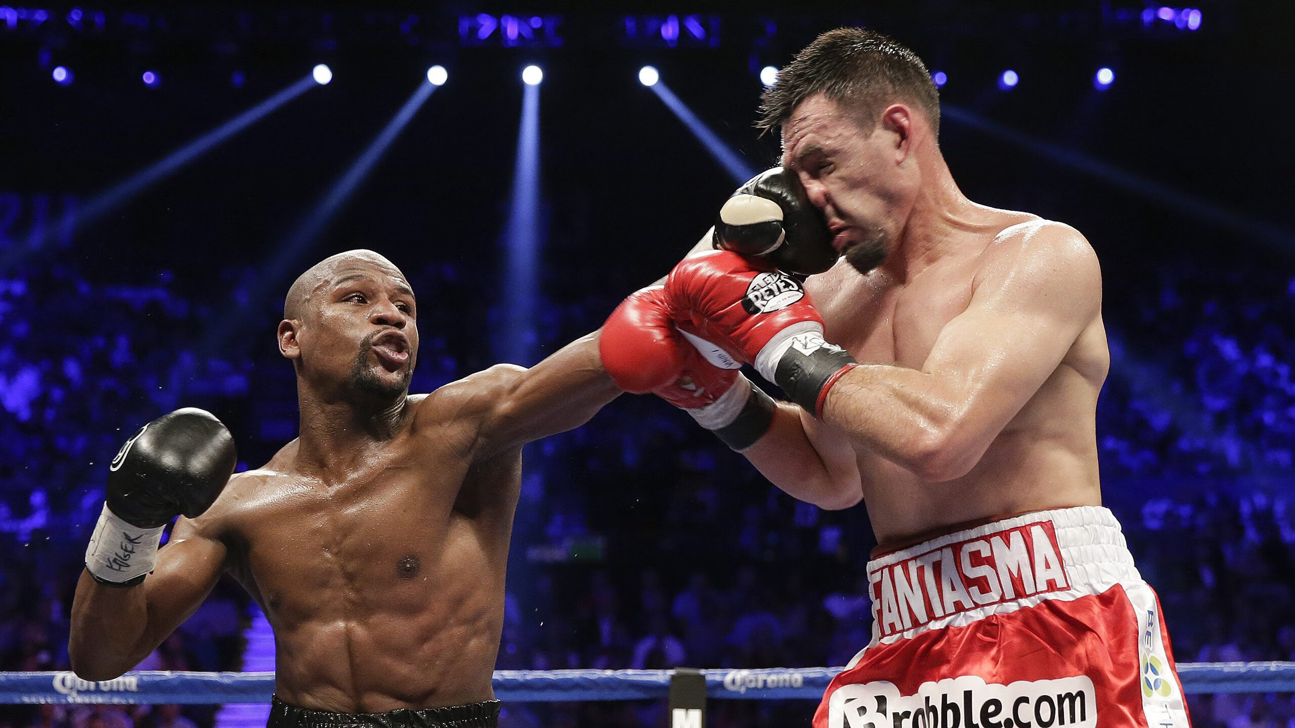 绝境逆转！深圳队掀翻76人，乔治末节封神定乾坤