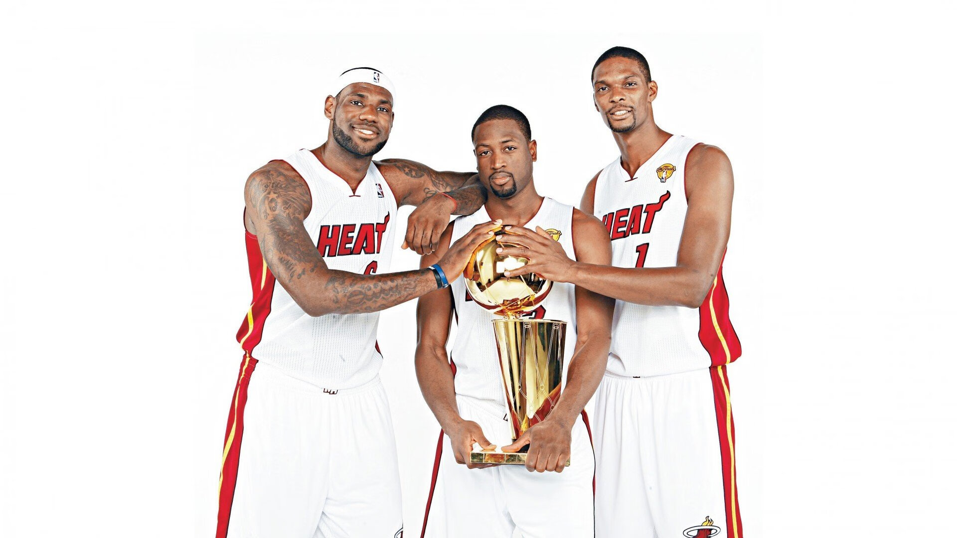 双城记，德甲争冠焦点战与灰熊血拼吉林队的平行叙事