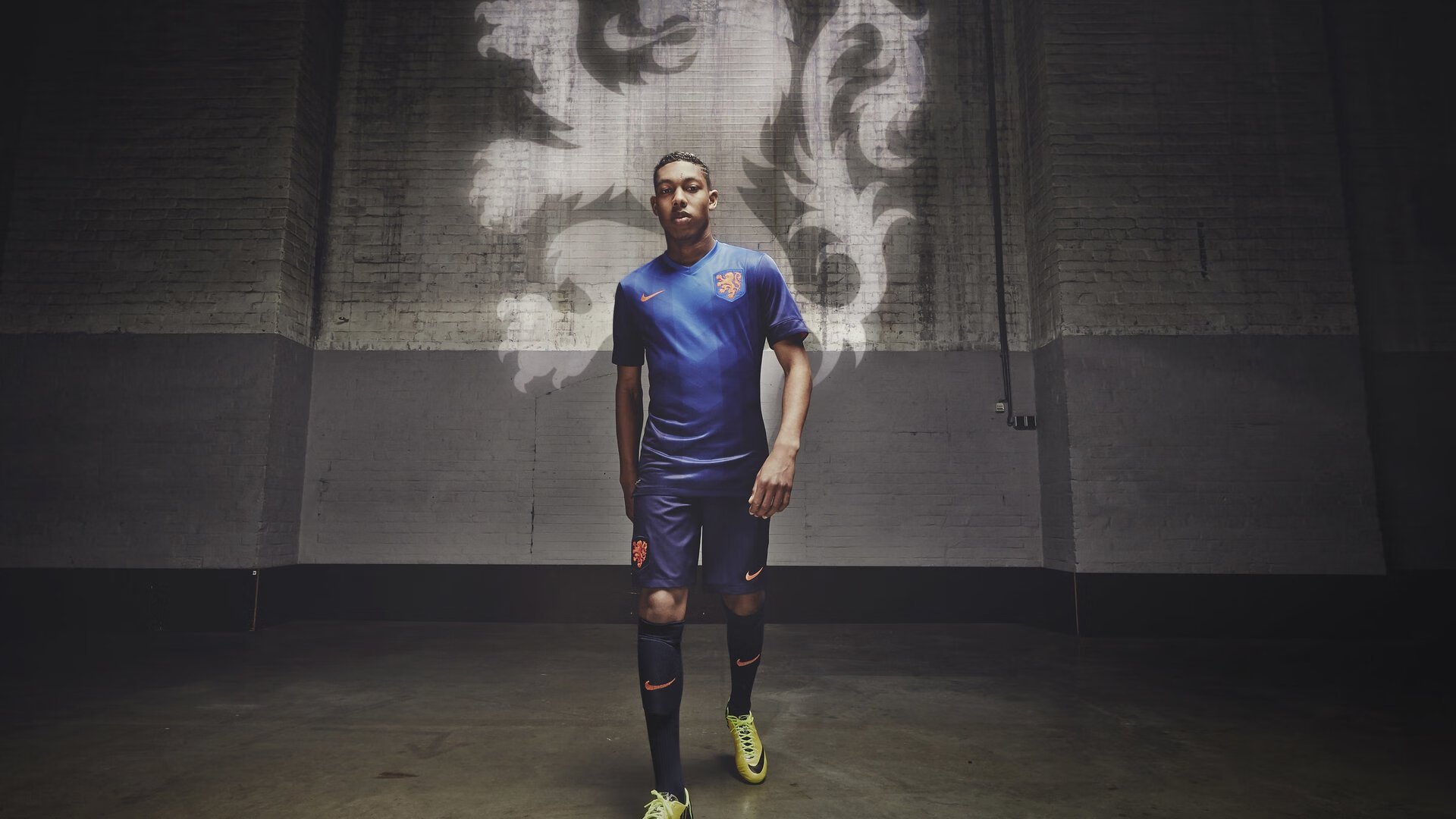 维尼修斯一剑封喉，勒沃库森北欧远征斩落挪威黑马